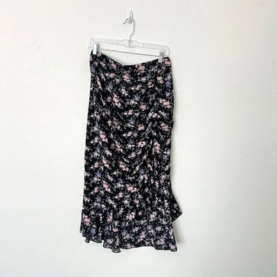 Falda midi Nasty Gal talla 16 negra rosa con estampado floral acanalado con volantes laterales dobladillo Foto 1 de 4