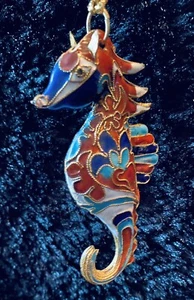 Vintage Hanging Seahorse Christmas Ornament Multicolor Metal - Picture 1 of 2