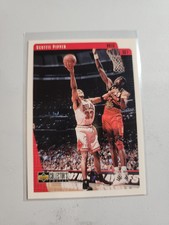 1997-98 Collector's Choice Chicago Bulls Basketball Card #218 Scottie Pippen