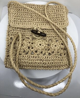 "Bolso de hombro boho vintage beige tejido 48"" correa para el hombro cierre de madera" Foto 1 de 4