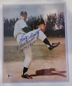 COA YANKEES Bobby Shantz Autographed 10x8 1957-1964 8 Golden Gloves Beckett - Picture 1 of 3