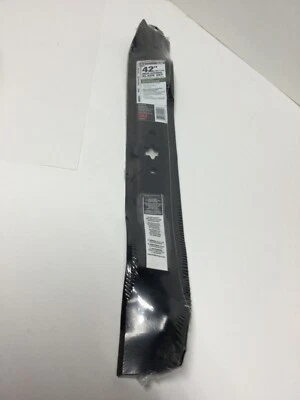 Troy-Bilt Mulching Lawn Mower Replacement 3-in-1 Blade Set 42" 6 Pnt Star Cntr - Image 1 of 4