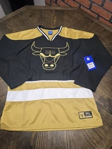 Men's Chicago Bulls Jersey Size Small Brand New With Tags - Picture 1 of 4