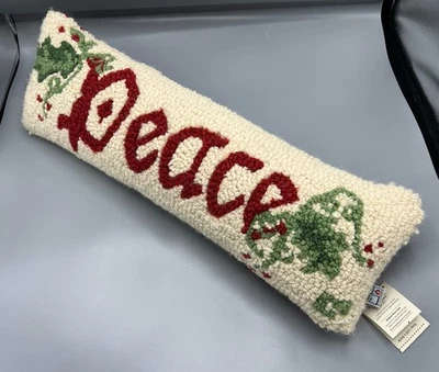 Almohada Chandler 4 Esquinas Laura Megroy Tejida 7" x 24" Nueva con Etiquetas Navidad "Paz" Foto 1 de 4