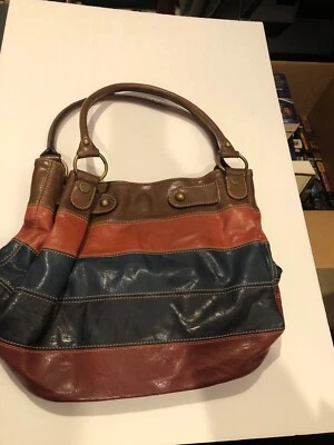 Bolso de Mano Grande Axcess 13 Largo X 12” Alto Rojo/Azul/Marrón Forro Multicolor Foto 1 de 4