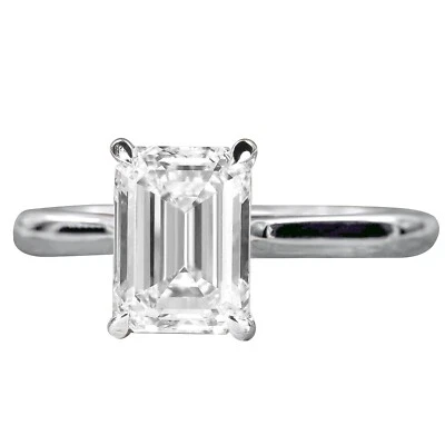 Anillo de compromiso de diamantes talla esmeralda de 2,01 quilates certificado por GIA en platino de 4 puntas Foto 1 de 4