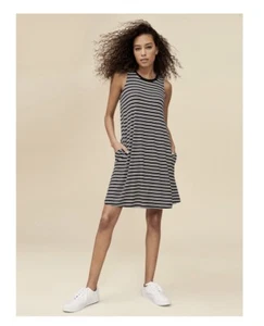 Time and Tru Women's Sleeveless Knit Dress Small Black/white Pockets Relaxed Fit - Picture 1 of 7