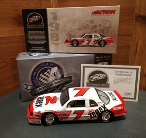 BANCO ALAN KULWICKI #7 ZEREX 1987 SERIE HISTÓRICA THUNDERBIRD SERIE PLATINO - Imagen 1 de 12