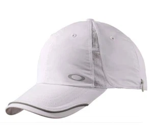 NUOVO OAKLEY Cappello Unisex Adulto Riflettente Attivo Golf/Tennis/Pickleball - Bianco 81253 - Foto 1 di 2