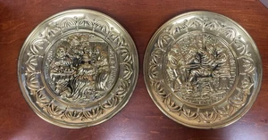 Vintage Peerage Brass Embossed Wall Hanging Pub Scenes 2 10” Plates.England - Picture 1 of 11