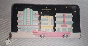 Kate Spade "CHECKING IN" Geldbörse mit umlaufendem Reißverschluss schwarz mit rosa Cadillac, neu mit Etikett 2019 - Bild 1 von 5