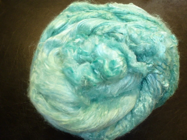Mulberry Silk Hand Dyed 2 Ounces Spinning Card SEAFOAM - Image 1 of 1