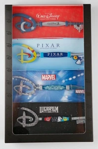 DISNEY Parks Starter D Key Collection Set 4 Estudios Disney Pixar Marvel Lucas - Imagen 1 de 3