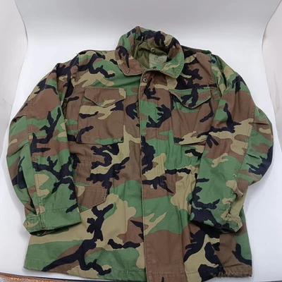 US Army M65 Field Jacket Medium Long Woodland Camo Cold Weather Coat - Image 1 of 4