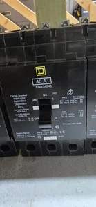 SQUARE D EGB34040 40A Mini interruttore 3 poli B4 - Foto 1 di 1