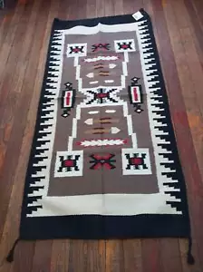 Southwest Design Handwoven Wool Rug; 32in x 64in; W64-403 - Picture 1 of 1