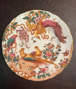 Royal Crown Derby Porcelain OLDE AVESBURY SALAD PLATE England 8 3/8" Dia - Picture 1 of 2