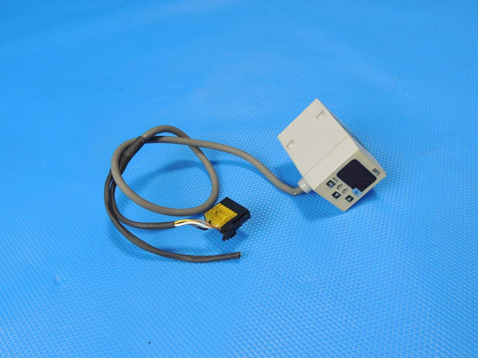 Convum MPS-E4M5-GHA-TLQ Vakuum Sensor Strömungswächter digitale Vakuum Sensor - Image 1 of 4