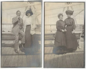 Dos instantáneas originales de la década de 1910 de Man & Two Women a barco o muelle - Imagen 1 de 1