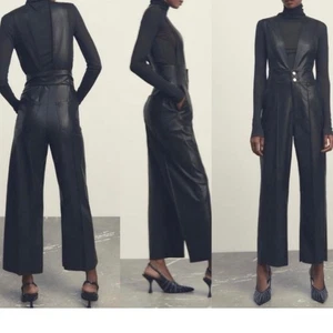 Mono ZARA Imitación Cuero Negro Talla XSmall Nuevo con Etiquetas Sin Mangas Cuello en V Profundo - Imagen 1 de 9