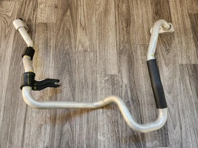 Tubo de succión Nissan Murano 2015-2021 OEM 924505AA0B Foto 1 de 4