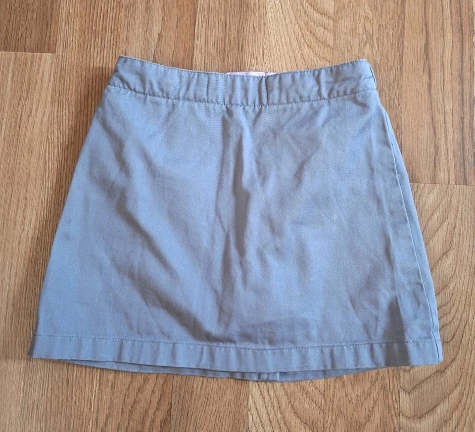 Lands' End Khaki Gray Elastic Adjustable Waist Back Slit Kids Skort Skirt Sz 5 - Image 1 of 4