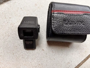 PANASONIC LUMIX DMW-LVF1 Electronic Viewfinder EVF + CASE - GF1 GF2 LX5 D-LUX5 - Picture 1 of 2