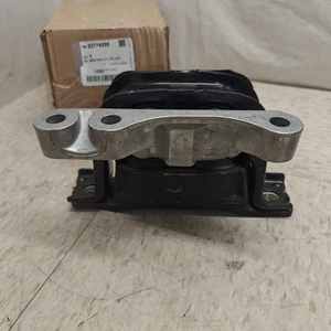 NEW OEM GM Engine Motor Mount 22774205 Equinox Terrain Vue 3.0 3.6 80-17 - Picture 1 of 5