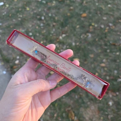 De Colección Suéter Clip Suéter Protector Cadena Tono Dorado Flor Ab Azul Estrás Compañeros Foto 1 de 4