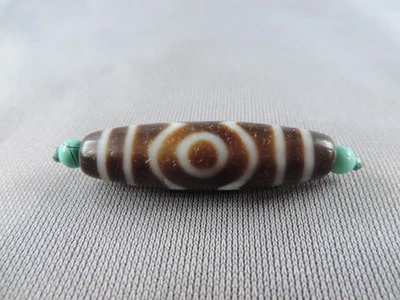 Tibetan Old Agate Dzi Beads Amulet Pendant Bracelet Ancient 3 Eyes Gzi Bead A4 - Image 1 of 4