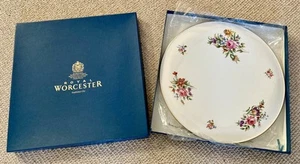Brand New In Box Royal Worcester Roanoke Cake Plate - Picture 1 of 4