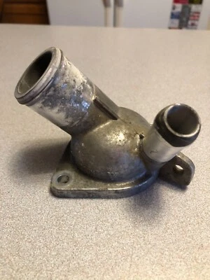 GM 12607291 Engine Coolant Water Outlet Thermostat Housing fits 2008-11 HHR 2.4L - Image 1 of 4