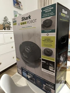 Shark IQ 2-in-1 Robot Vacuum and Mop with Matrix Clean Navigation RV2402WD - Picture 1 of 1