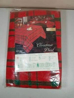 Рождественская продолговатая скатерть в клетку 60 x 102 дюйма машинная стирка сделано в США  - Изображение 1 из 4