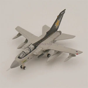 for herpa Panavia Tornado GR.4 No.31 Squadron Tornado Farewell ZD716 1:200 Plane - Picture 1 of 6