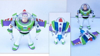 FIGURINE TOY STORY BUZZ L'ECLAIR TURBO SUPER FUSEE 32CM PARLANTE,SONORE,LUMINEUX - Photo 1/4