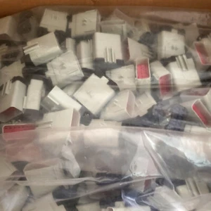 Aptiv (Delphi) APEX 2.8 Versiegelt 14 Wege Grau Stecker 10757673 (Box von 300) - Bild 1 von 6