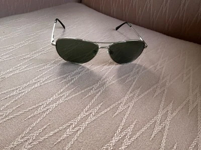 Gafas de sol SunCloud by Polaroid unisex patrulla polarizadas aviador plateadas/negras Foto 1 de 4