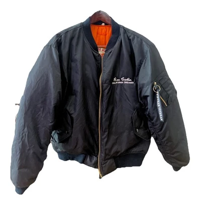 Chaqueta de bombardero de vuelo negra XL de la Asociación de Pilotos de Helicópteros de Vietnam 1961-1975 Foto 1 de 4