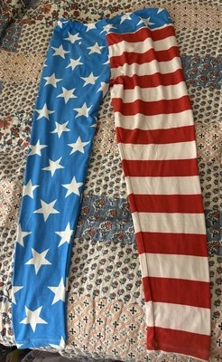 Women’s Lularoe Tall & Curvy Stars Stripes Leggings~ Foto 1 de 4