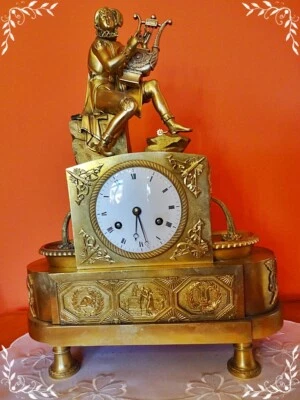  Empire Uhr,  Empire Pendule, um 1800, französisch, Bronze, vergoldet - Bild 1 von 4