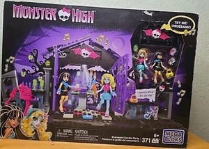 2015 Mega Bloks Monster High Graveyard Garden Party NIB never opened - Picture 1 of 7