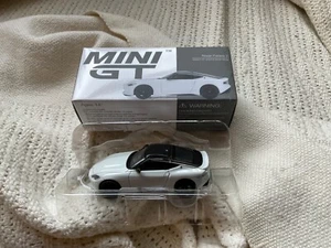 MINI GT 1:64  Nissan Fairlady Z  Version S 2023 Everest White - Bild 1 von 1