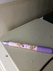 Nuevo Marcador Sanrio Tweedle Dee Punta Suave Púrpura Lavanda 1986 1988 De Colección - Imagen 1 de 9