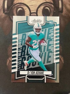 2023 Panini Absolute - Rookies De'Von Achane #130 (RC) - Picture 1 of 2