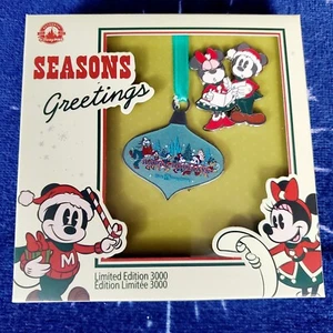 Disney Parks Set 2022 Seasons Greetings Pin & Ornament LE 3000 Christmas Holiday - Picture 1 of 2