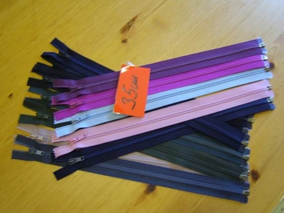 12 Reißverschlüsse 35cm, teilbar, Spirale, 6,5mm, 100% Polyester - Bild 1 von 2