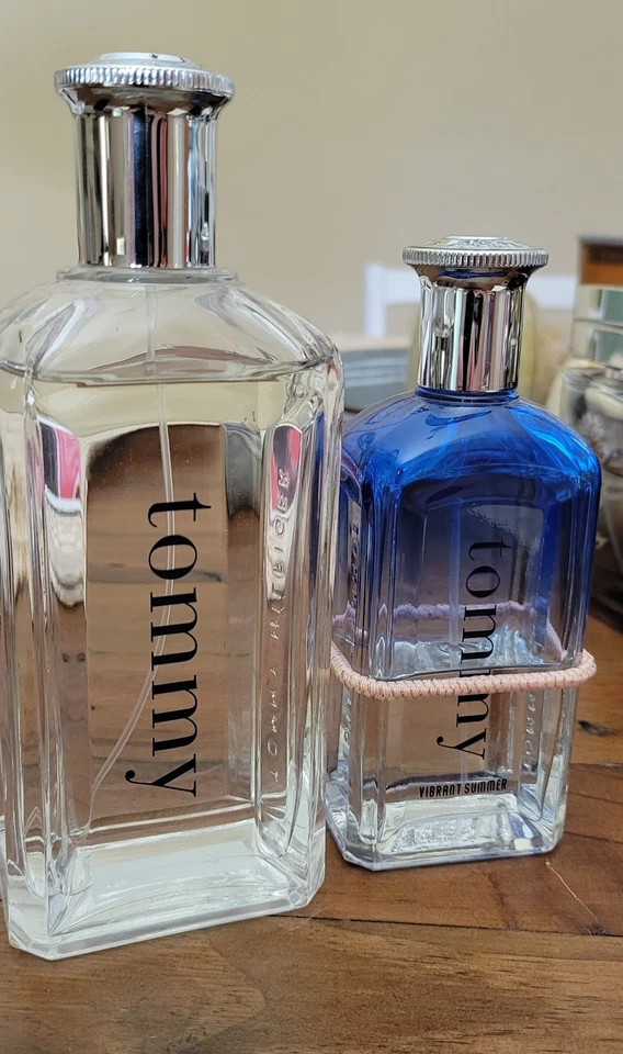 Paquete Tommy Hilfiger Foto 1 de 1