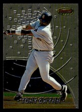 1997 Bowman's Best #29 Tony Gwynn  San Diego Padres