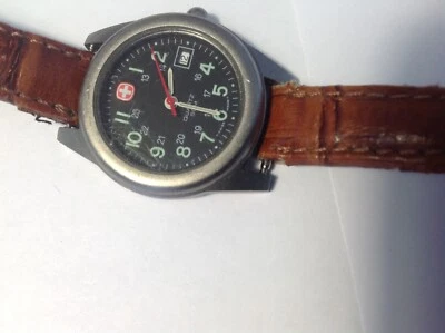 ЖЕНСКИЕ КВАРЦЕВЫЕ ЧАСЫ WENGER НА ЗАПЧАСТИ ИЛИ РЕМОНТ - Изображение 1 из 4